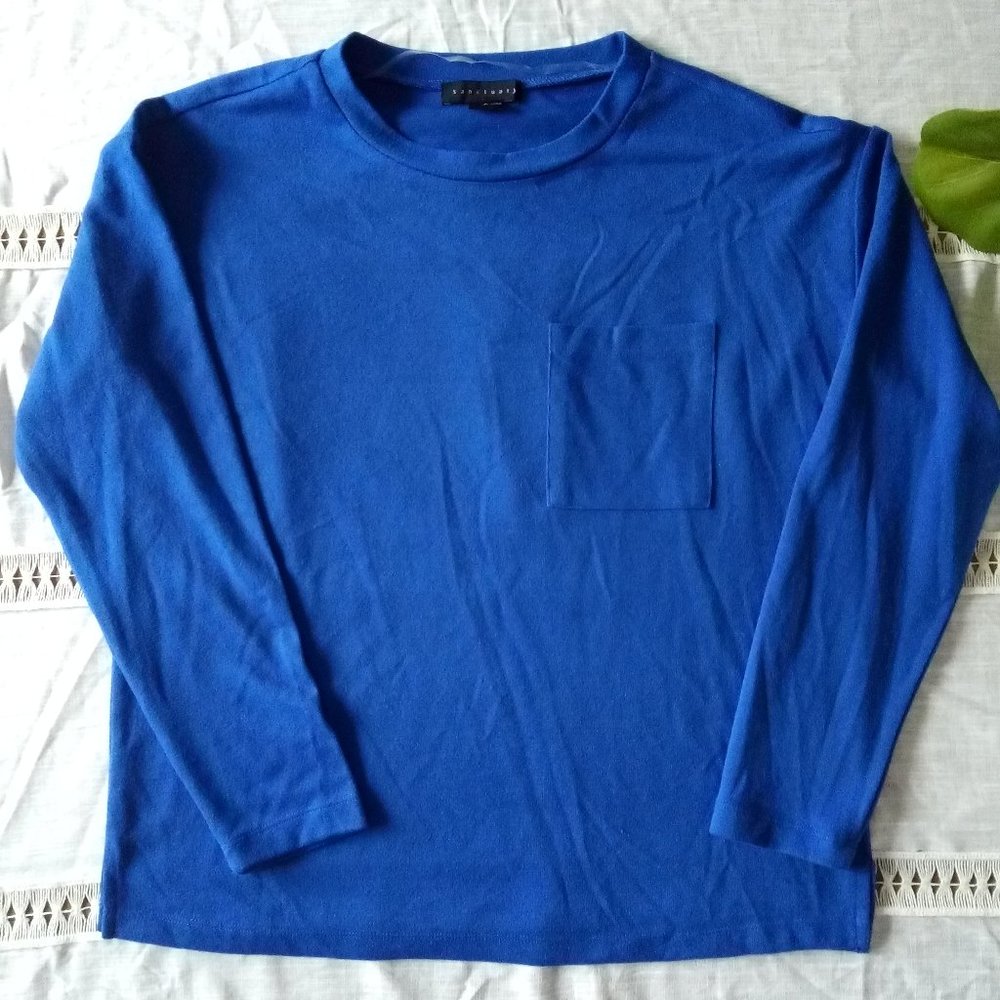 NWOT Comfy Blue pocket long sleeved top